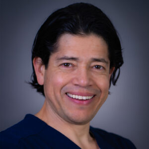 Dr Giovanny Restrepo