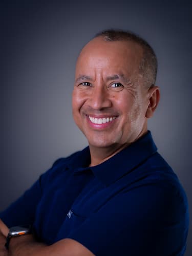 Dr Jesus Orozco, head Invisalign dentist at Blue Pearl Dental Care